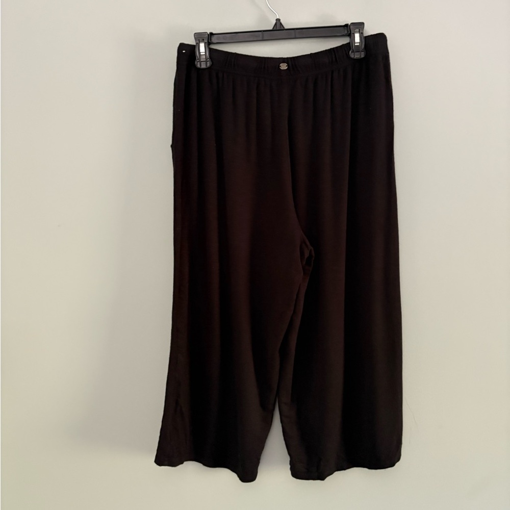 GAIAM Ultra-Soft Black Wide-Leg Lounge Cropped Pants Size L - Picture 8 of 9